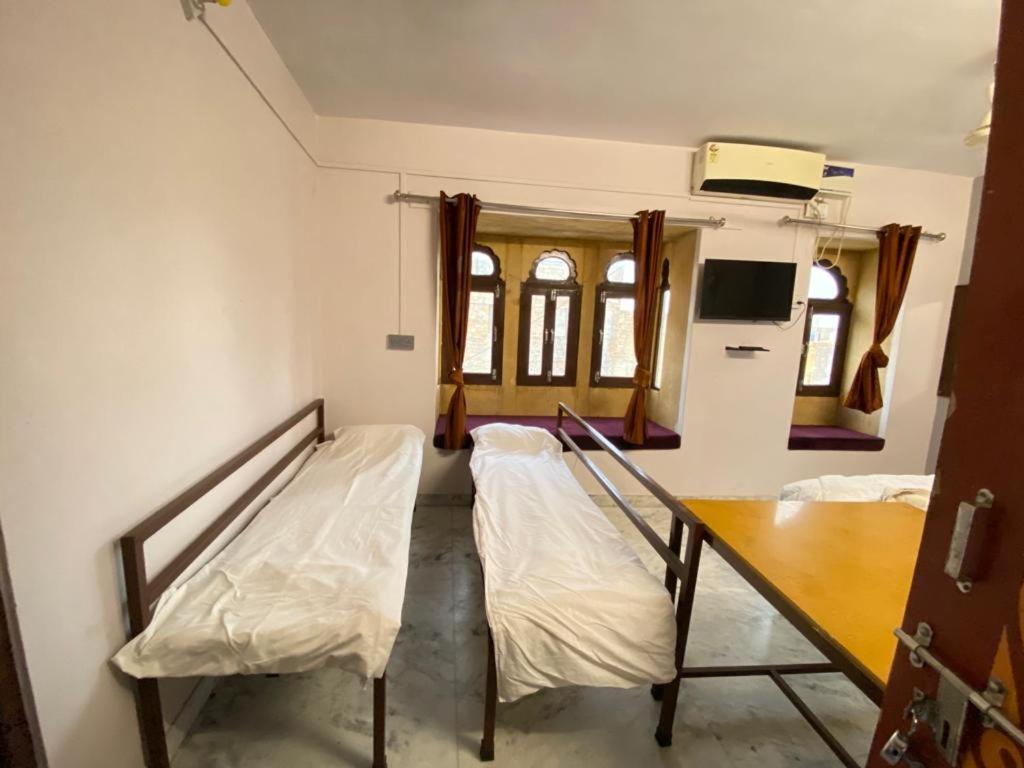 Hotel Hashim Jaisalmer Zewnętrze zdjęcie
