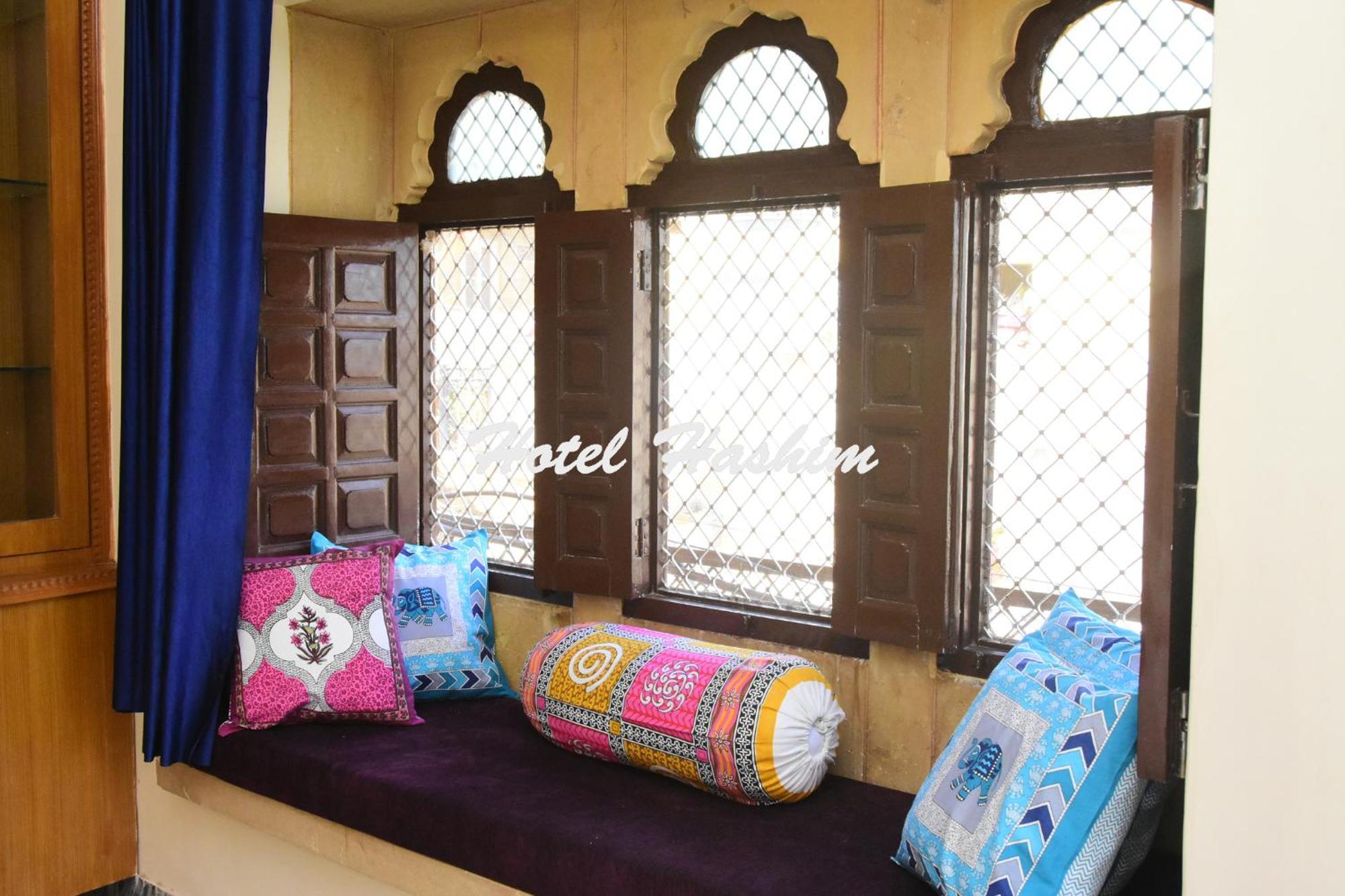 Hotel Hashim Jaisalmer Zewnętrze zdjęcie