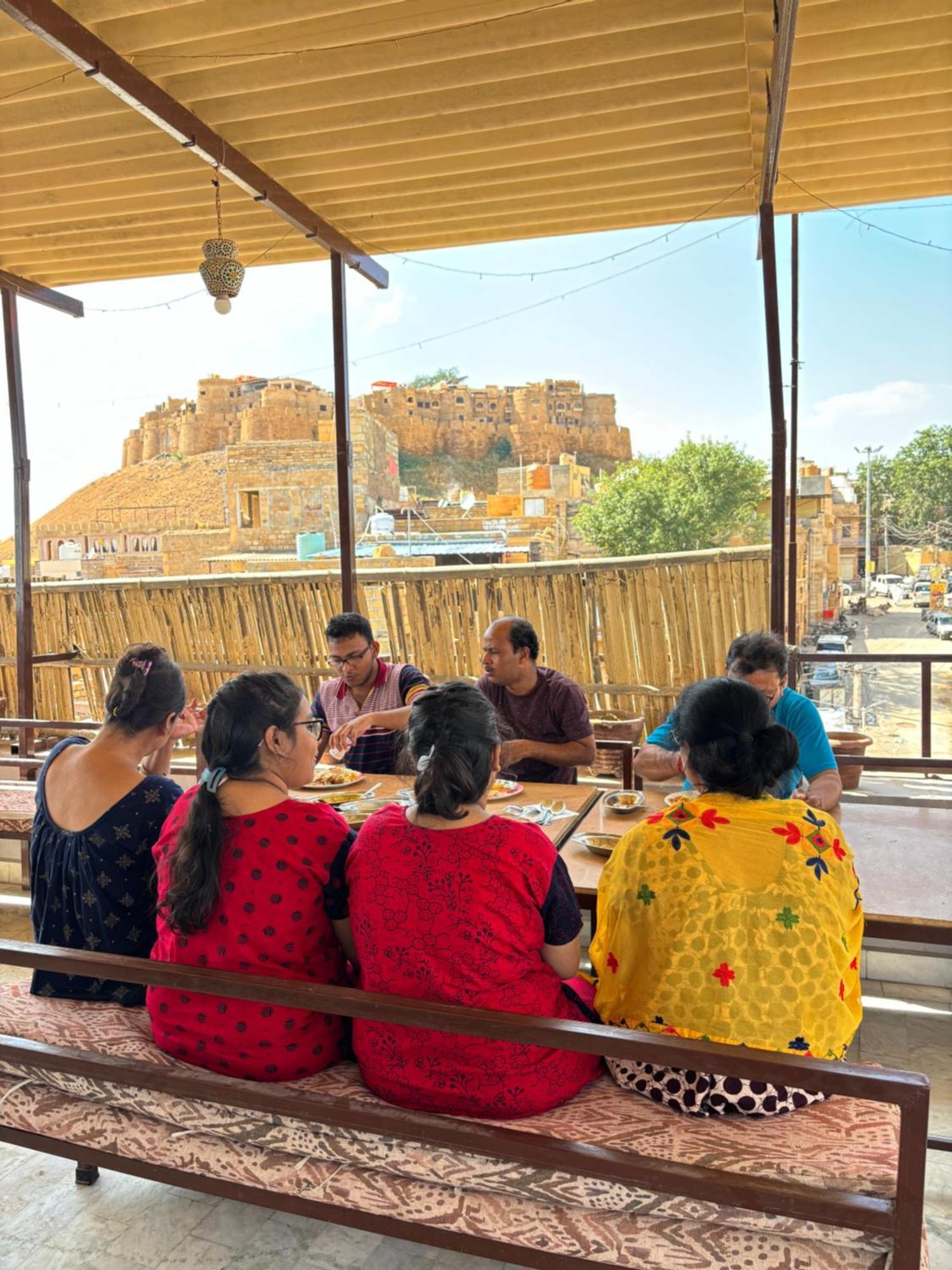 Hotel Hashim Jaisalmer Zewnętrze zdjęcie